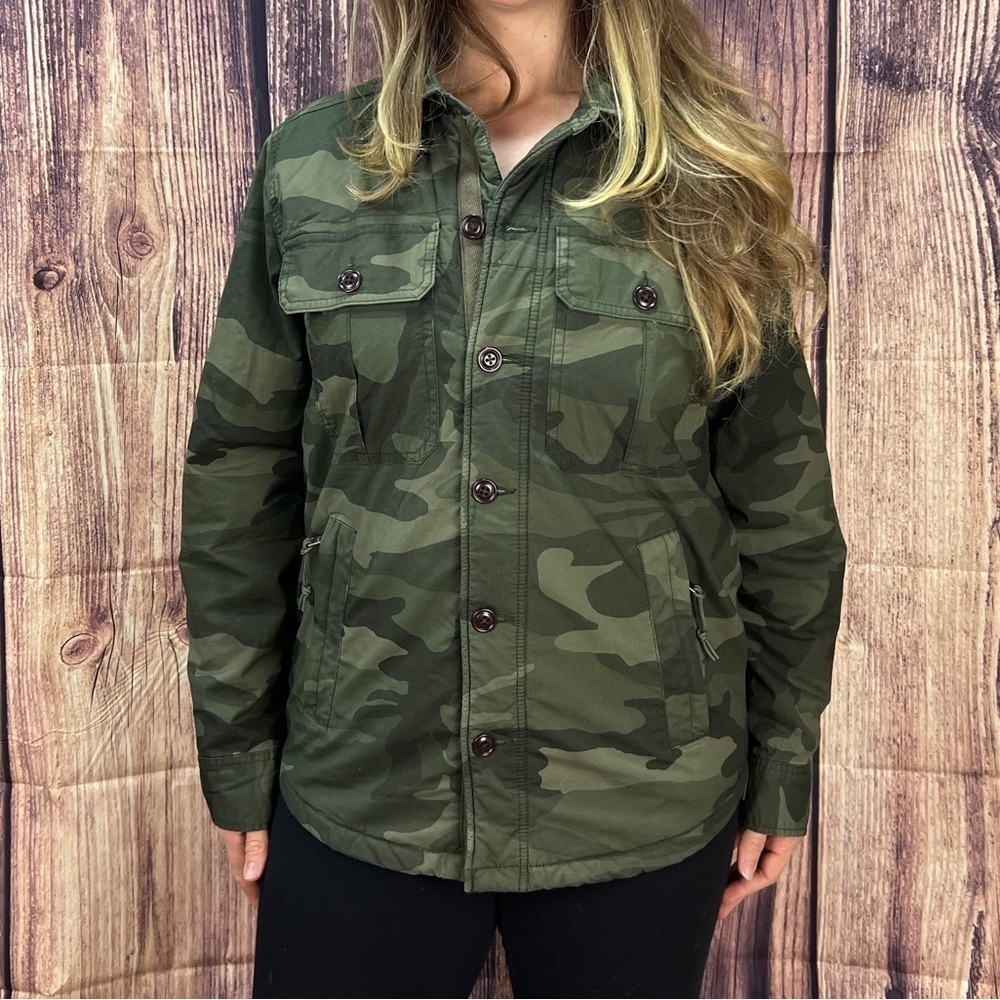 Abercrombie & Fitch green camo button down jacket coat women’s size S - Picture 12 of 17